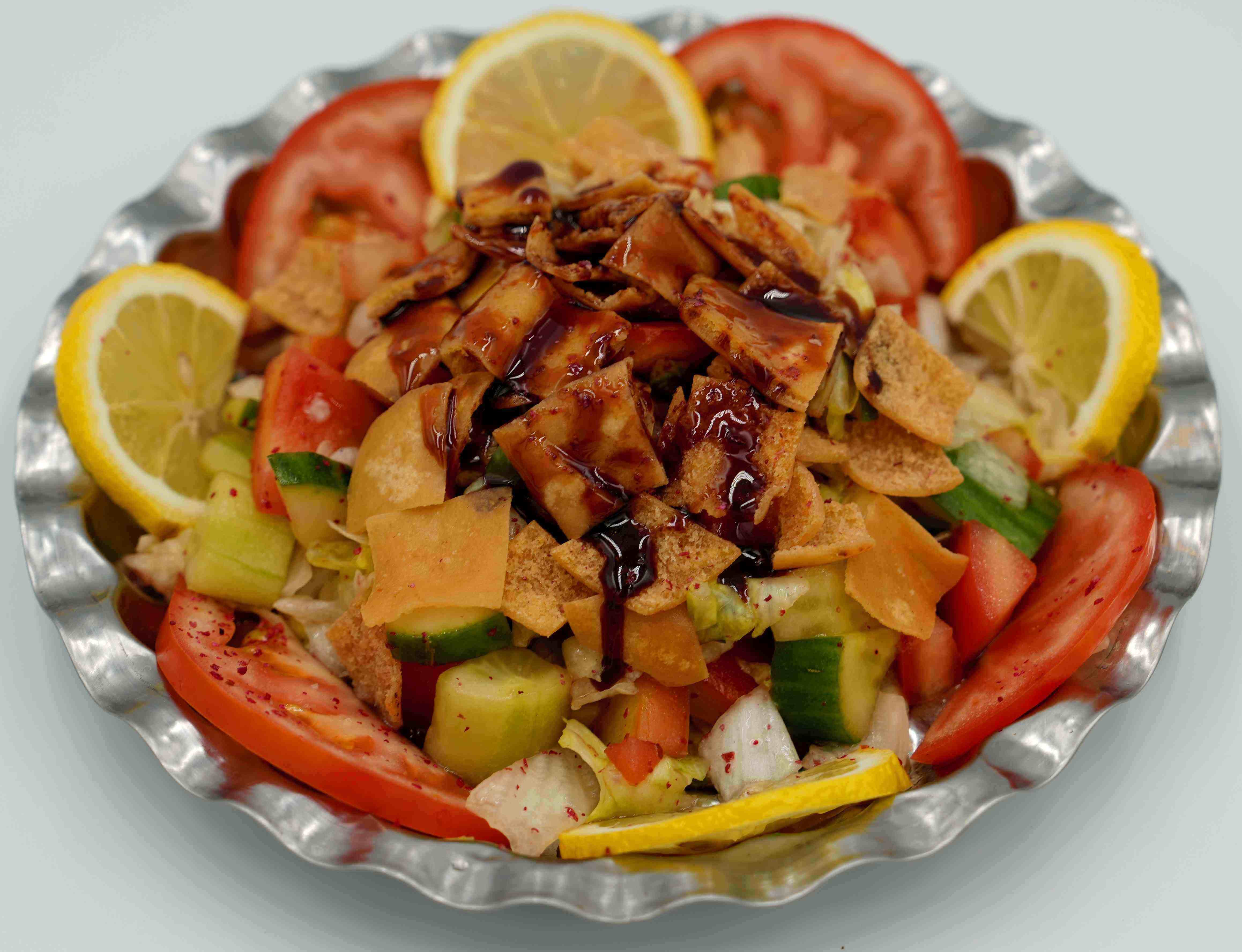 سلطة الفتوش