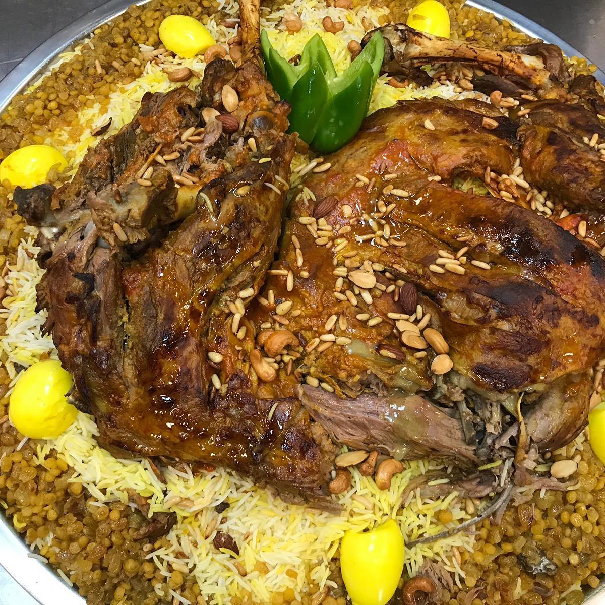 ربع قوزي على الطريقة الإيرانية مع عيش و مرق